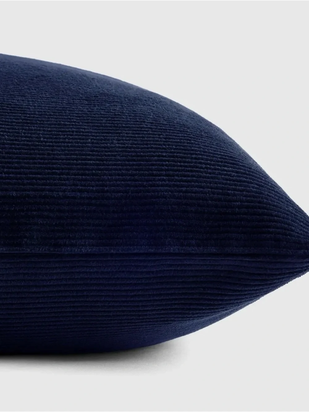 NWOT Quince Corduroy Cotton Velvet Pillow Cover, 20 X 20 (Navy)